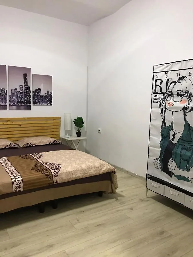 Large Apartment City Centre Bucharest
